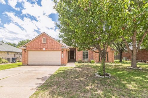 800 Mountain Ridge Dr, Leander, TX, 78641-2913 | Card Image