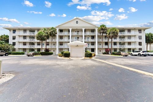 apt-205-1717 Whitehall Dr, Davie, FL, 33324-6936 | Card Image