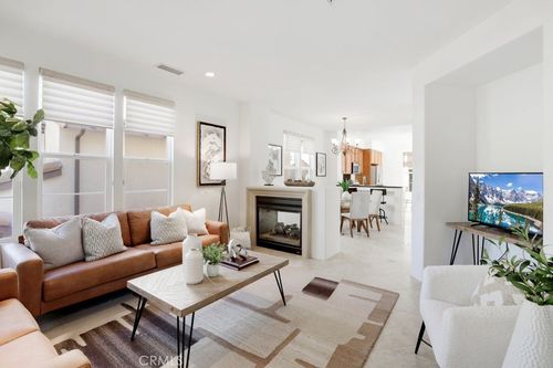 118 Tall Oak, Irvine, CA, 92603 | Card Image