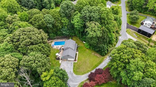 75 Northwest Dr, Huntingtown, MD, 20639-3021 | Card Image