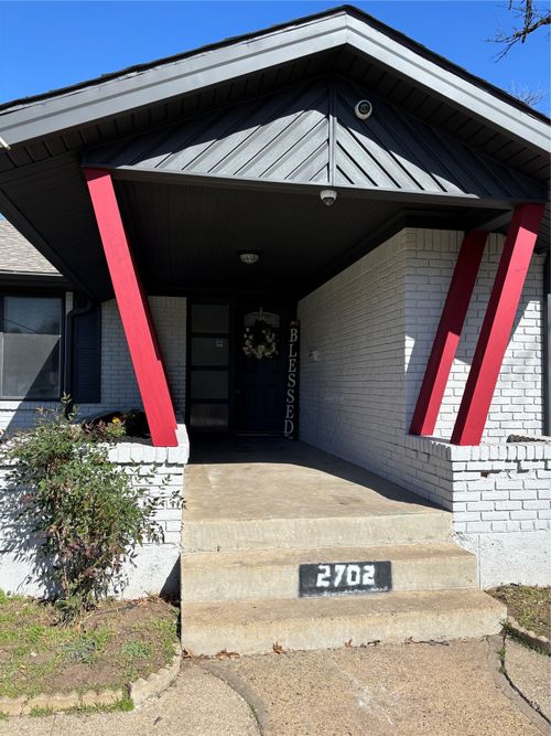 2702 Belknap Ave, Dallas, TX, 75216-3233 | Card Image