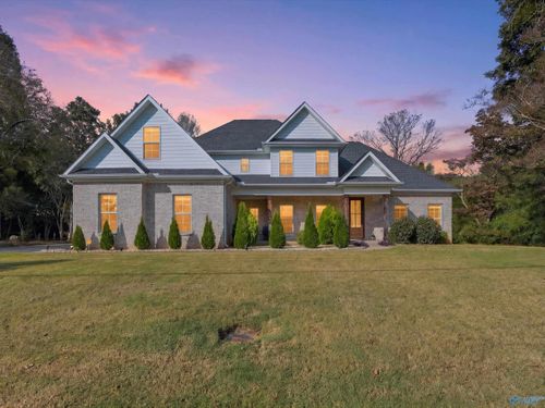 622 Old Big Cove Rd Se, Owens Cross Roads, AL, 35763-9051 | Card Image