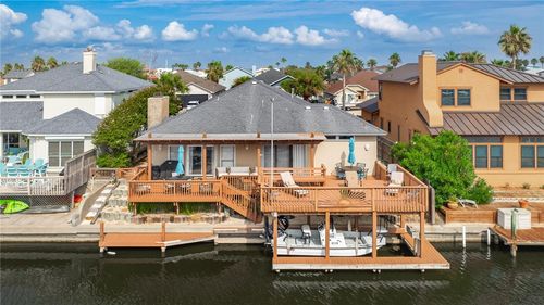 15046 Tesoro Dr, Corpus Christi, TX, 78418-6942 | Card Image