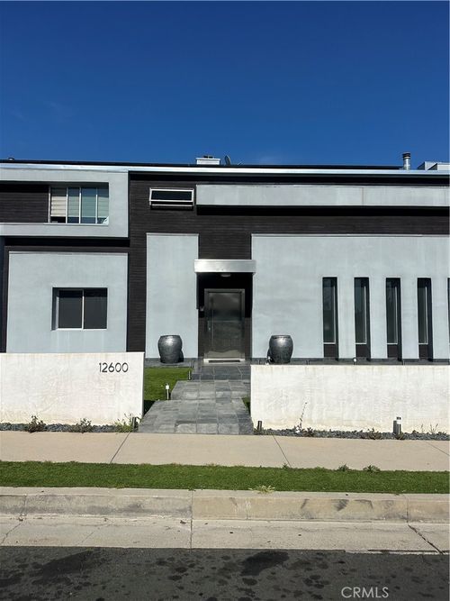 12600 Kenny, Granada Hills, CA, 91344 | Card Image