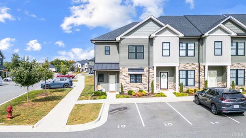 10 Cuddington Ln, Lynchburg, VA, 24501-4933 | Card Image