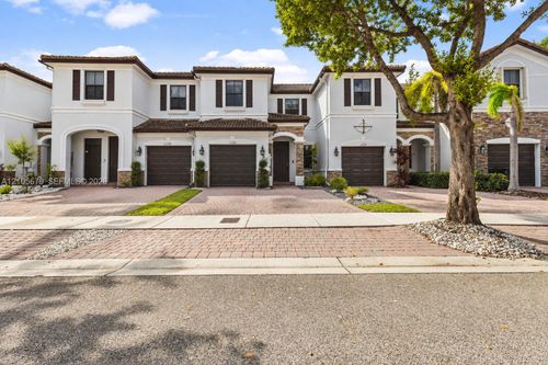 11300 Nw 88th Ter, Doral, FL, 33178 | Card Image