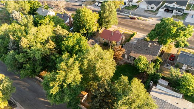 Aerial perspective of suburban area | Image 25