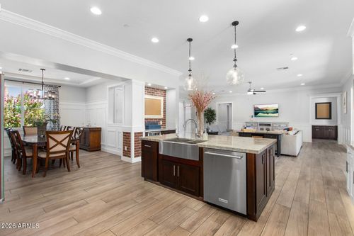 3412 N Kachina Ln, Scottsdale, AZ, 85251-5113 | Card Image