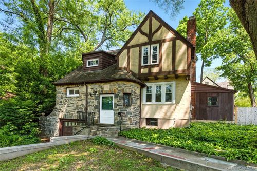 1 Kennedy Pl, Yonkers, NY, 10707-1610 | Card Image