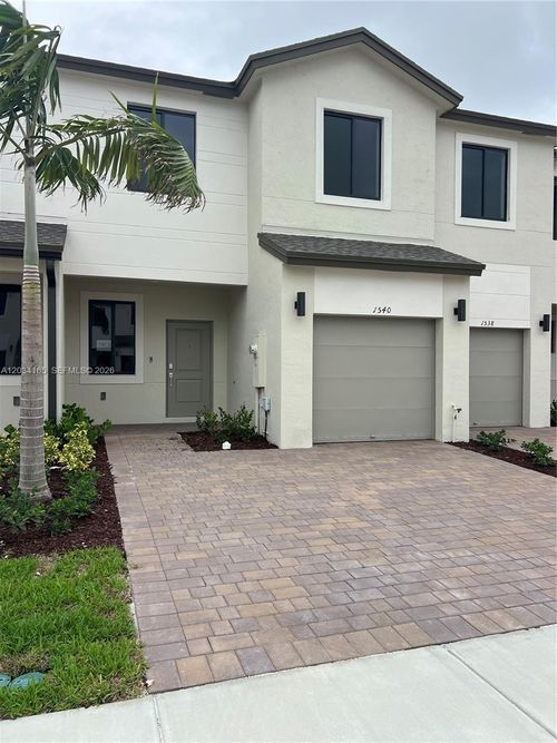 1540 Nw 1st St, Florida City, FL, 33034-3770 | Card Image