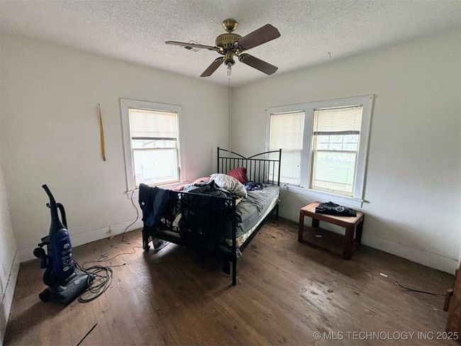 1924 W Owen K Garriott Rd, House other with 3 bedrooms, 1 bathrooms and null parking in Enid OK | Image 30