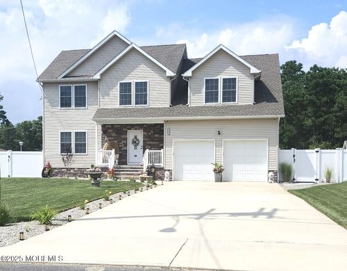 324 Nolan Ave, Bayville, NJ, 08721-3434 | Card Image