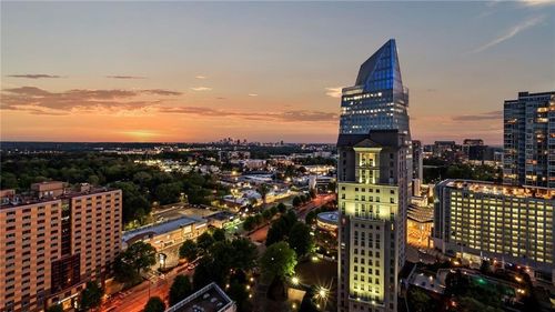 2008-3324 Peachtree Rd Ne, Atlanta, GA, 30326-1480 | Card Image