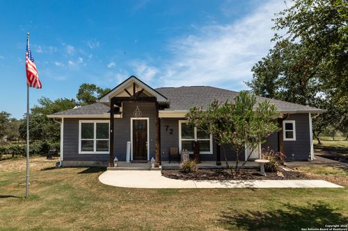 72 Red Fox, Poteet, TX, 78065 | Card Image