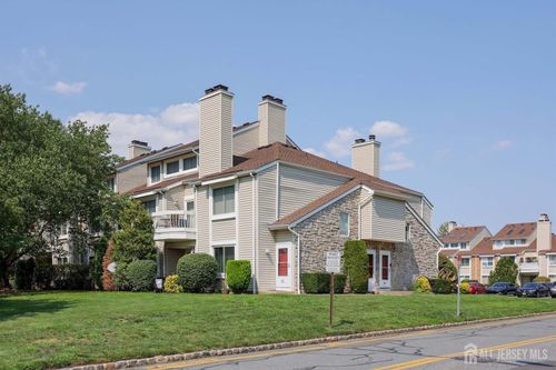 290-90 Farnham Sq, Parlin, NJ, 08859-2316 | Card Image