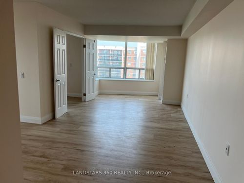 803-2800 Warden Ave, Scarborough, ON, M1W3Z6 | Card Image