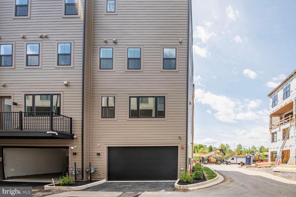 Residential Lease in NORTH BETHESDA 2