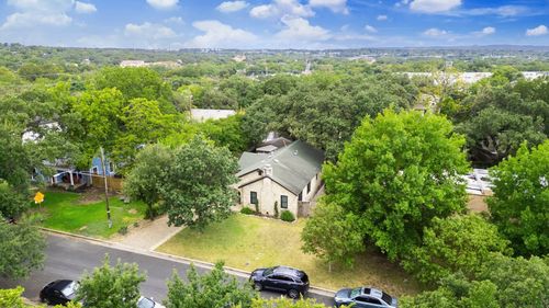 2310 Euclid Ave, Austin, TX, 78704-5516 | Card Image