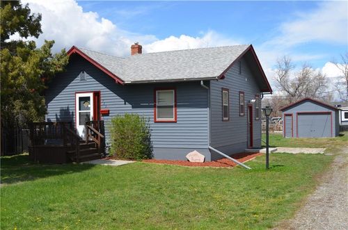 723 2nd St S, Hardin, MT, 59034-2205 | Card Image