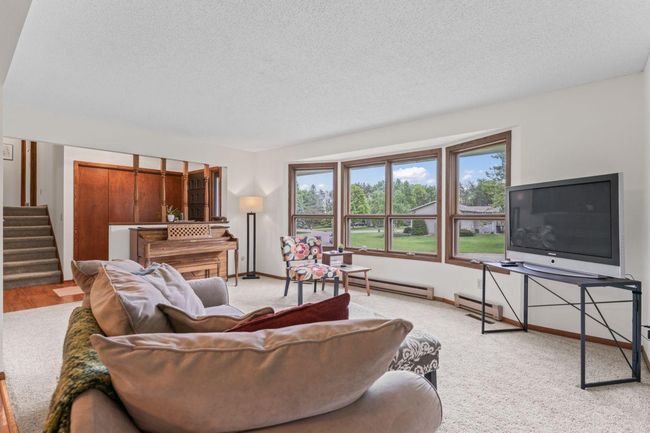 1719 Buckingham Path, House other with 3 bedrooms, 3 bathrooms and null parking in Faribault MN | Image 8