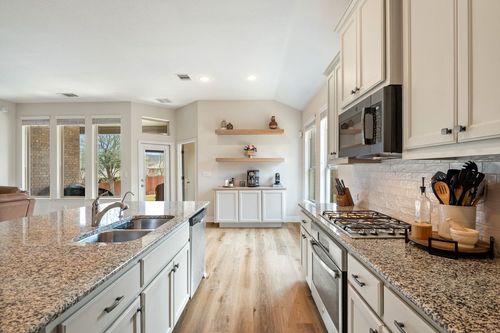 18517 Deleon Bayou Ln, Austin, TX, 78738-6087 | Card Image