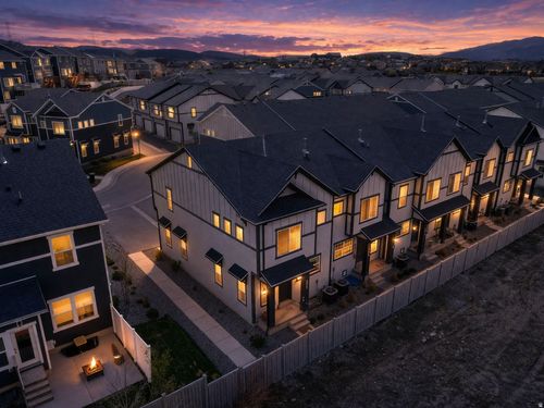 4423 E Longleaf Ln, Eagle Mountain, UT, 84005-5761 | Card Image