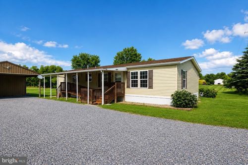 3073 Table Rock Rd, Biglerville, PA, 17307-9773 | Card Image