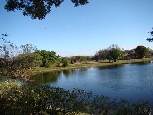 2689-2689 Carambola Cir N, Pompano Beach, FL, 33066 | Card Image