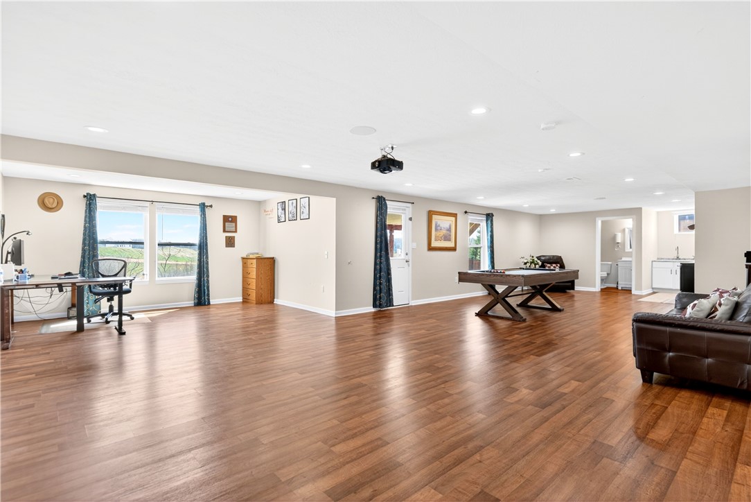 Residential in Collier Twp 5