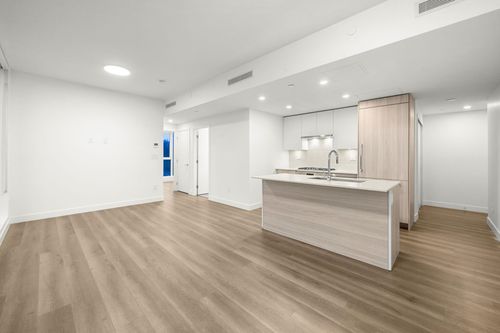 1106-901 Lougheed Highway, Coquitlam, BC, V3K3T3 | Card Image