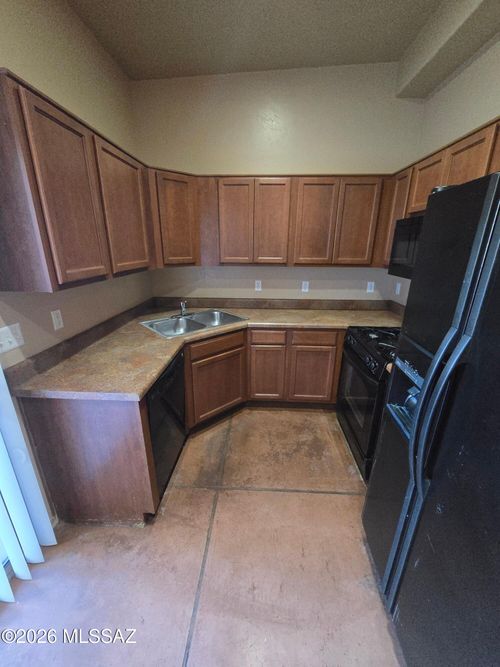 8-3331 E Bermuda Street, Tucson, AZ, 85716 | Card Image