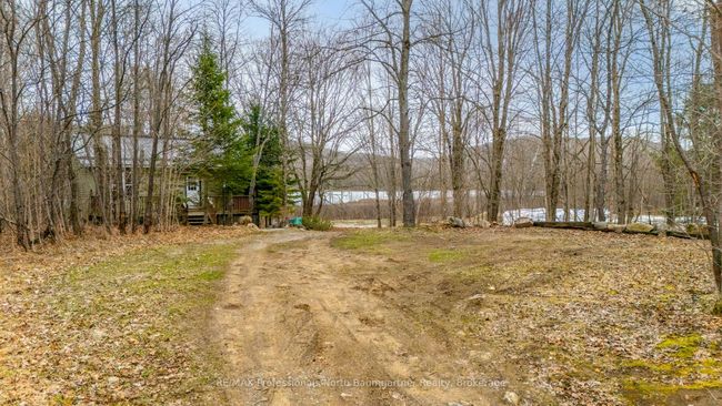 1071 Crabbe Lane, House other with 2 bedrooms, 1 bathrooms and 8 parking in Haliburton ON | Image 38
