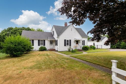 272 Everett St, Middleboro, MA, 02346-1223 | Card Image