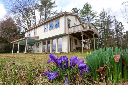 142 King Pond Rd, East Calais, VT, 05650-8194 | Card Image