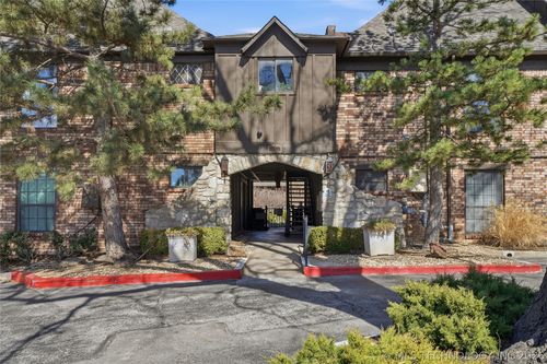 unit-116-3 Woodward Blvd, Tulsa, OK, 74114-1106 | Card Image