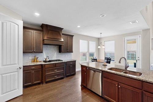 400 Clear Creek Dr, Mansfield, TX, 76063-2089 | Card Image