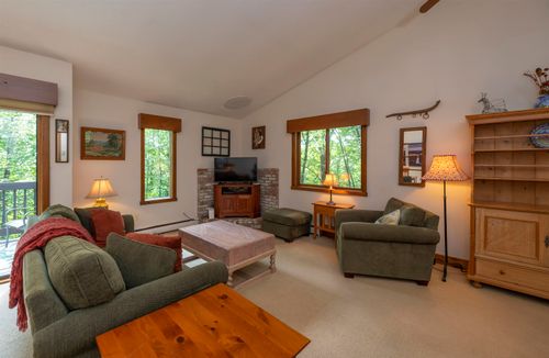 4a-253 Old Quechee Rd, Quechee, VT, 05059 | Card Image