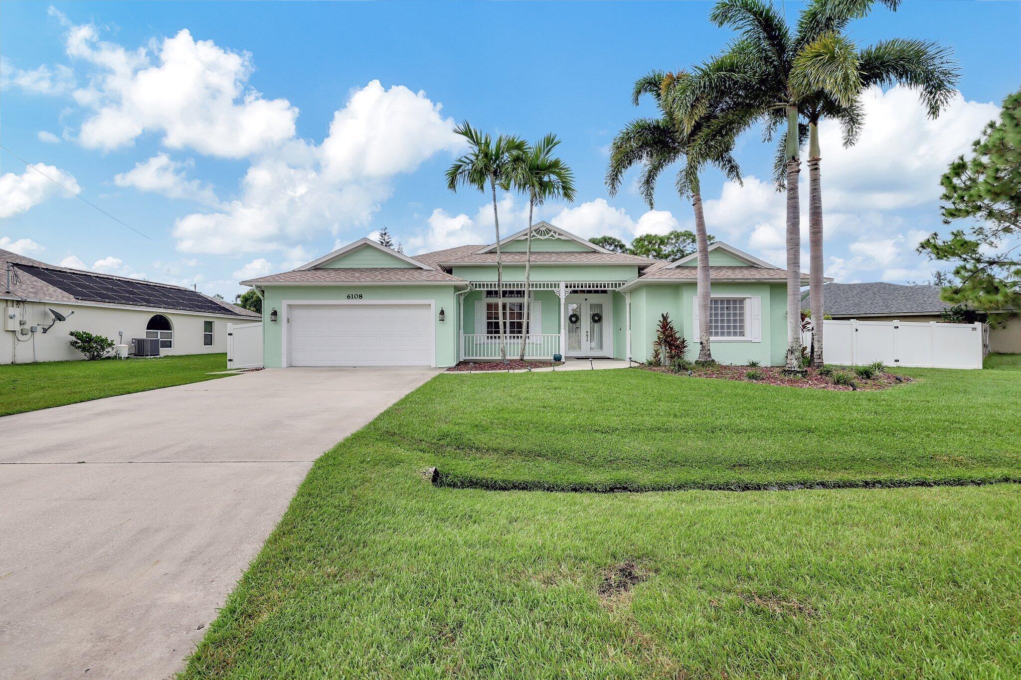 East Deville Cir, Port Saint Lucie, FL 34986