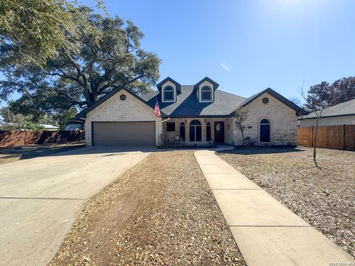 338 Oak Ln, Brackettville, TX, 78832-5151 | Card Image