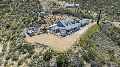 95th Street W, House other with 3 bedrooms, 2 bathrooms and 6 parking in Leona Valley CA | Image 2