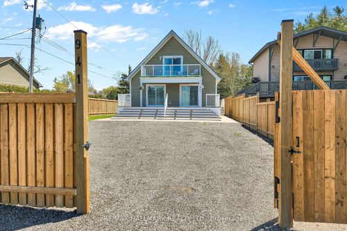 941 Lake Dr N, Keswick, ON, L4P3E9 | Card Image