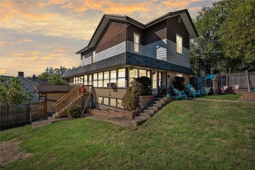 222 W Main St, West Newton, PA, 15089-1164 | Card Image