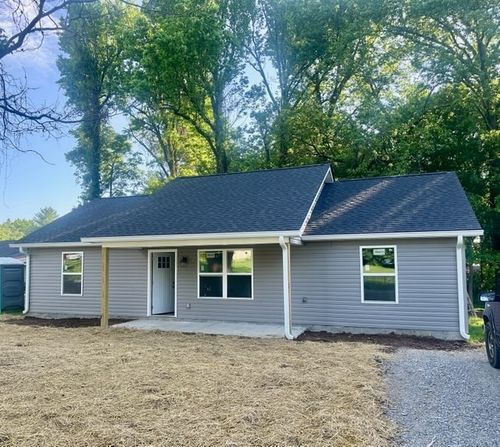 204 E Peter Ave, Monterey, TN, 38574 | Card Image