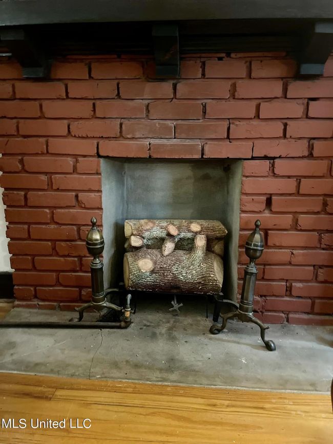 18 | Image 4