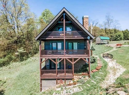 3016 Lightning Ridge Rd, Fancy Gap, VA, 24328 | Card Image