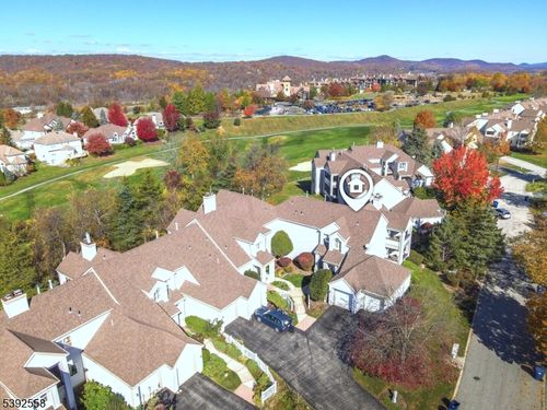 27-27 Harker Hill Dr, Hamburg, NJ, 07419-1235 | Card Image