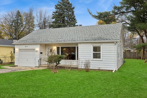 51 N Mclean Blvd, Elgin, IL, 60123-5140 | Card Image