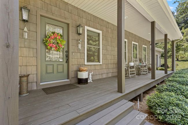 99 Pinecrest Estates Dr, House other with 3 bedrooms, 2 bathrooms and null parking in Flat Rock NC | Image 5