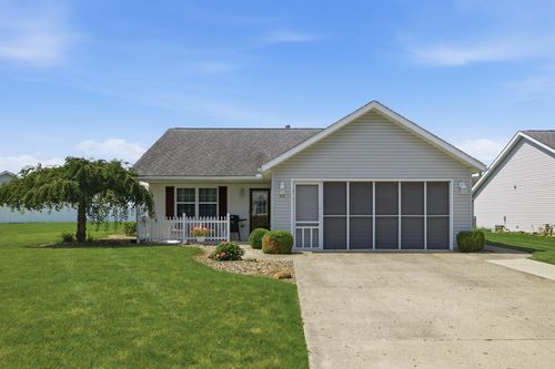 313 Heritage Cir, Bucyrus, OH, 44820-3490 | Card Image