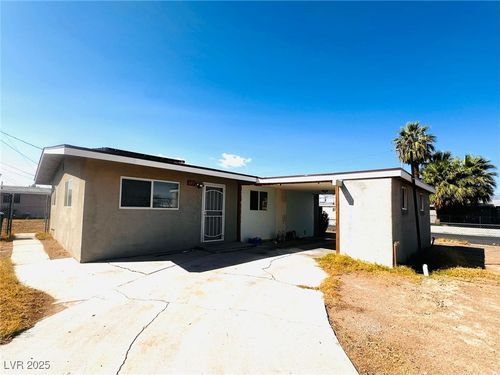 617 Alexander Ave, Las Vegas, NV, 89106-2652 | Card Image